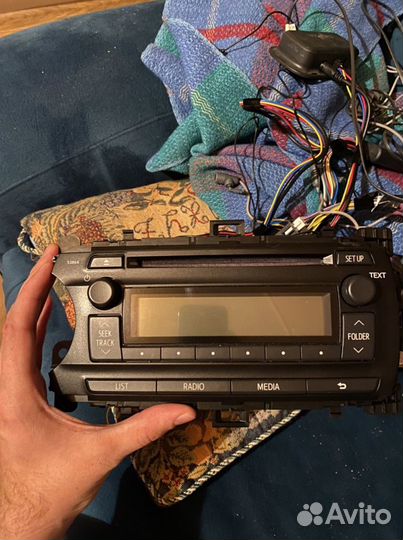 Головное устройство магнитола Toyota Auris Yaris