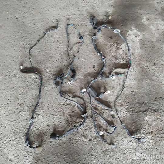 Проводка двери Nissan Cefiro 32 седан 2 1998