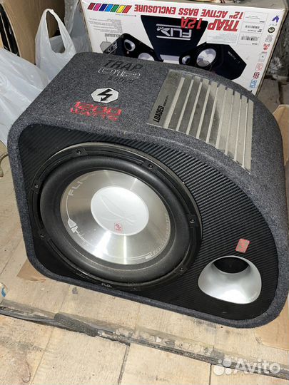 Сабвуфер активный FLI Trap 12 Active-F6