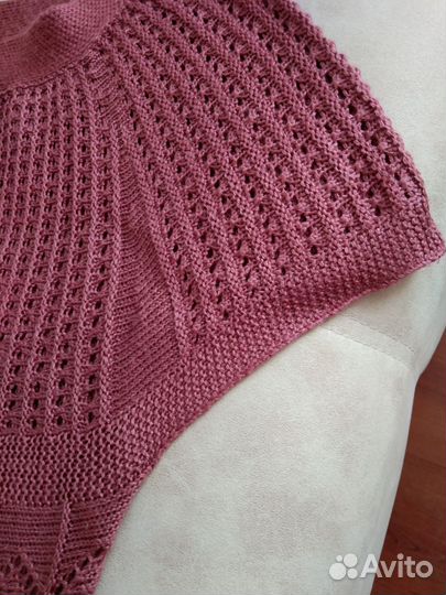 Безрукавка женская вязанная