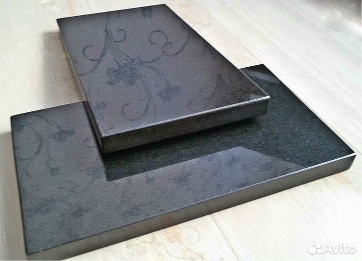 Гранитные плиты под колонки 2 пар в наличии Новые