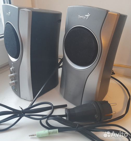 Колонки Genius SP-E200