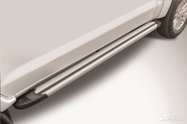 Пороги алюминиевые Toyota hilux (2015)