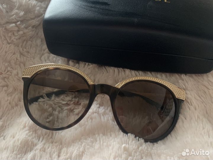 Солнцезащитные очки женские versace