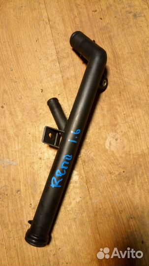 Патрубок системы охлаждения Рено К4М