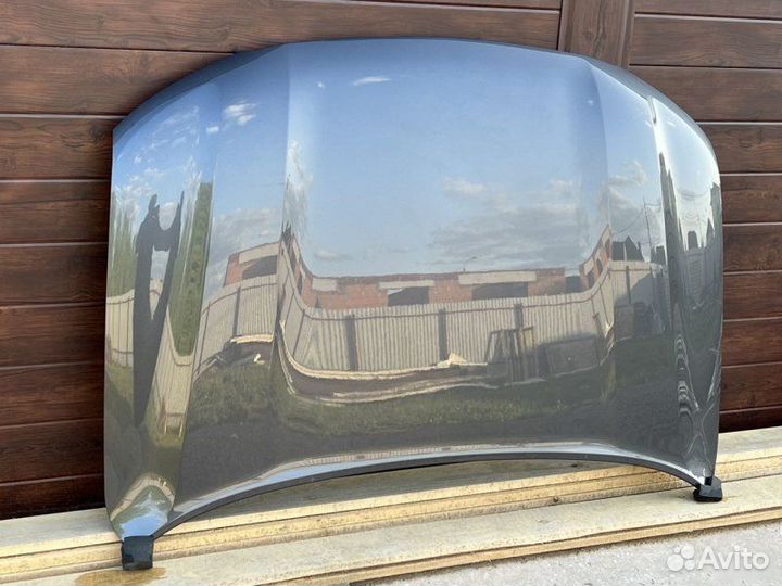 Капот в бронепленке Toyota Land Cruiser 200