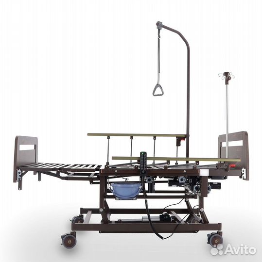 Медицинская кровать для лежачих больных