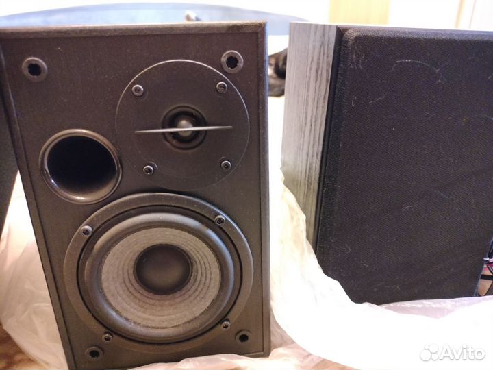 Компьютерные колонки Edifier r 1100