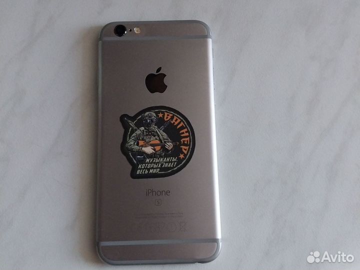 iPhone 6S, 64 ГБ