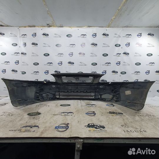 Бампер передний Volvo V70 2000-2004 дорестайлинг