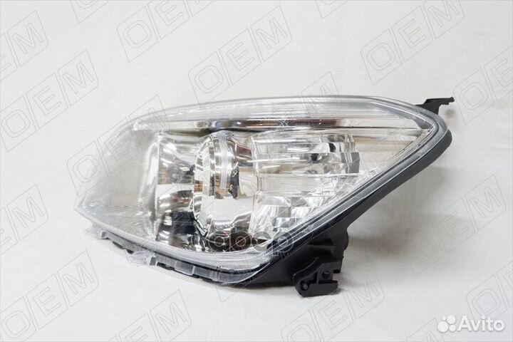 Фара левая Toyota RAV4 3 CA30 2006-2008, без