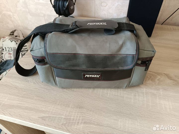 Плёночный фотоаппарат Nikon F-401X с объективами