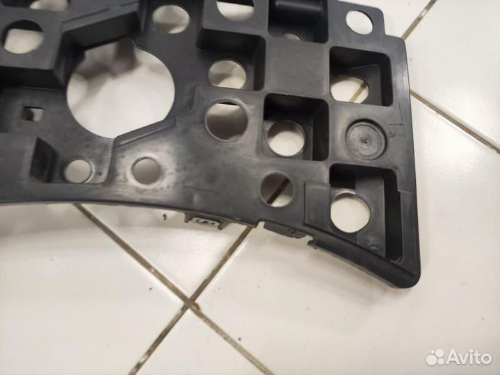 Кронштейн переднего бампера левый Peugeot 3008 I (2009—2013)