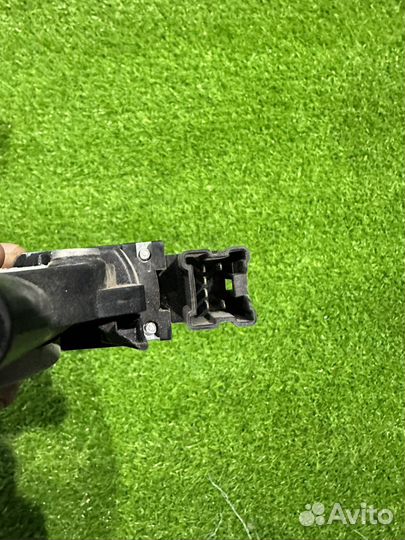 Моторчик стеклоподьемника Ниссан Тиана 32 2008-201