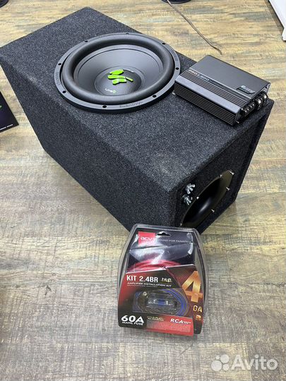 Сабвуфер в сборе с усилителем и проводам