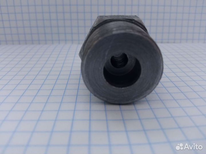 Переходник на редуктор 3/4 углекислотный со2