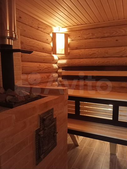 Коттедж 350 м² на участке 8 сот.