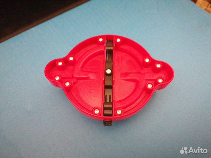 Бегемоты игра с шариками