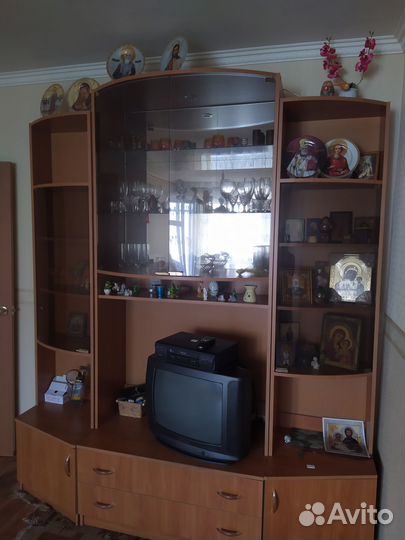 Стенка в гостиную бу