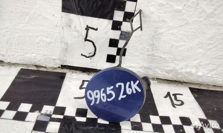 Заглушка буксировочного крюка переднего бампера Volkswagen Tiguan 2