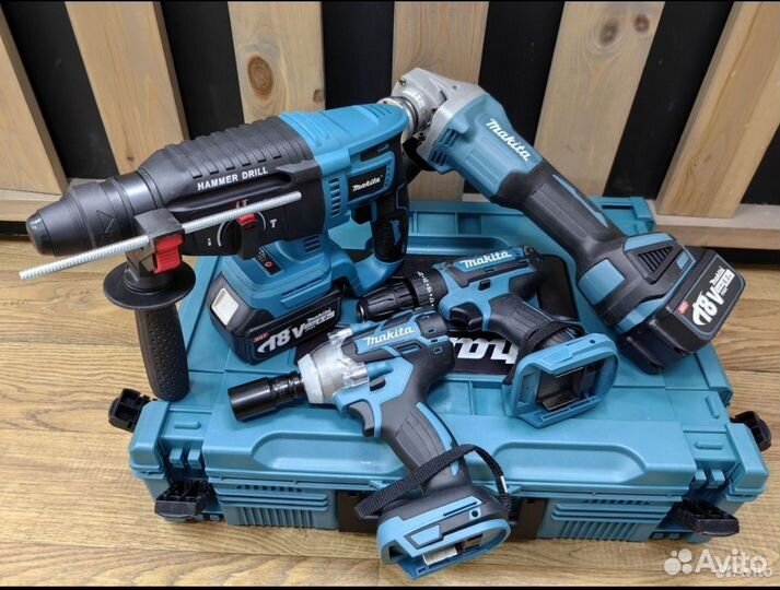 Набор инструментов Makita 4в1