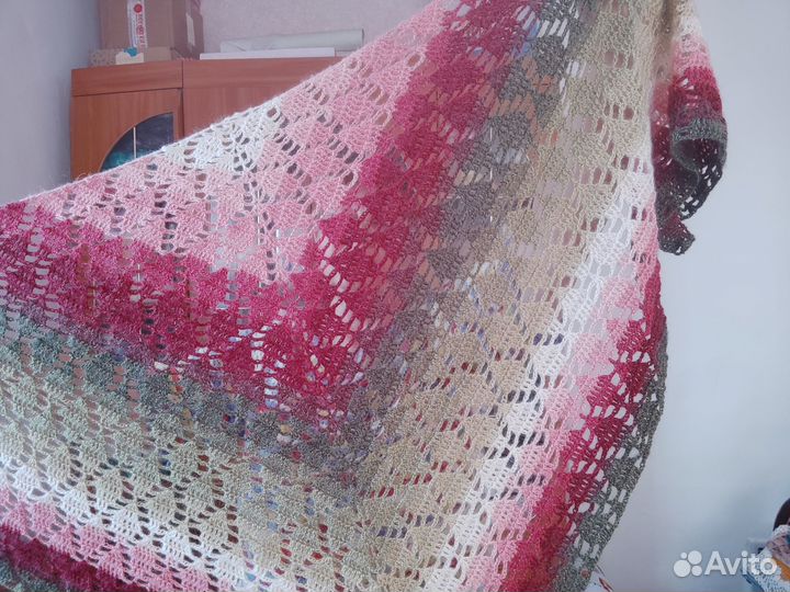 Шаль вязаная ручная работа продам