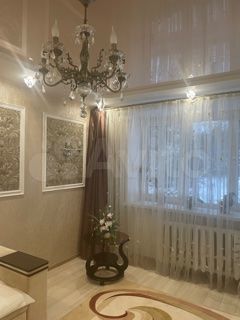 2-к. квартира, 54 м², 2/5 эт.