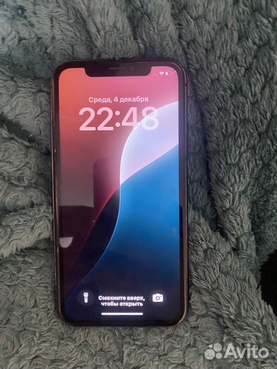 iPhone Xr, 64 ГБ