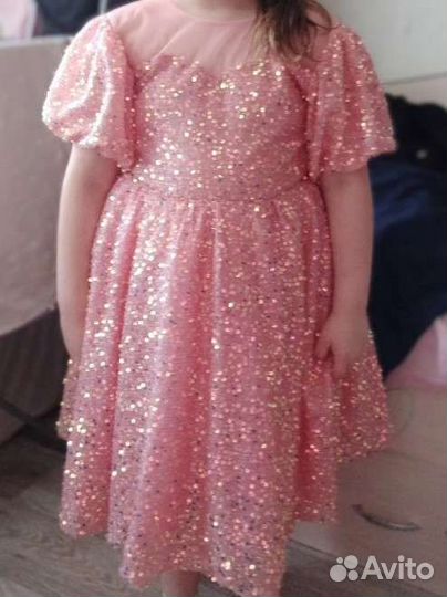Платье для девочки новое