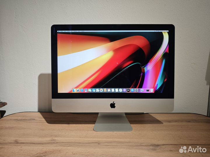 Моноблок Apple iMac 21.5 Core i5 256 SSD + 1TB HDD