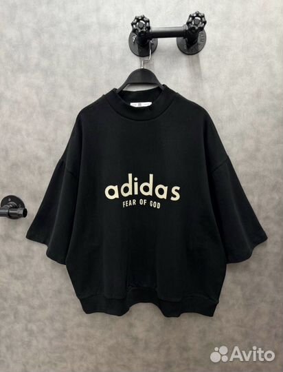 Футболка adidas fear of god