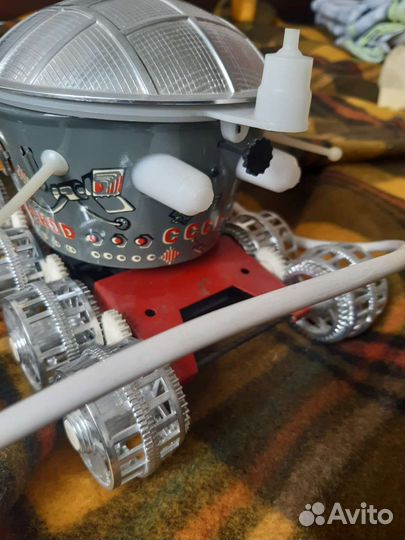 Игрушка Луноход СССР