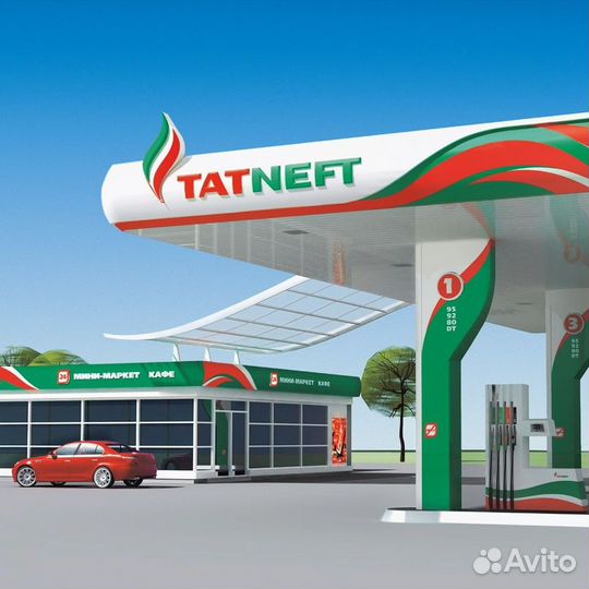 Заправщик на АЗС