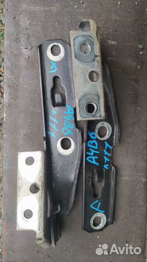 Петли капота пара Audi A4 Avant B6 AMB 2004