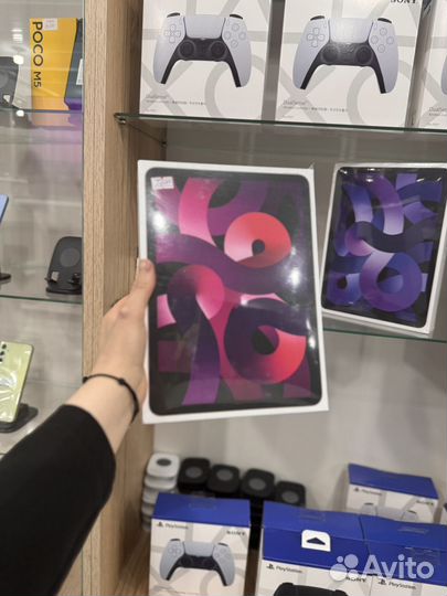 iPad Air (5 th Generation) 64 gb