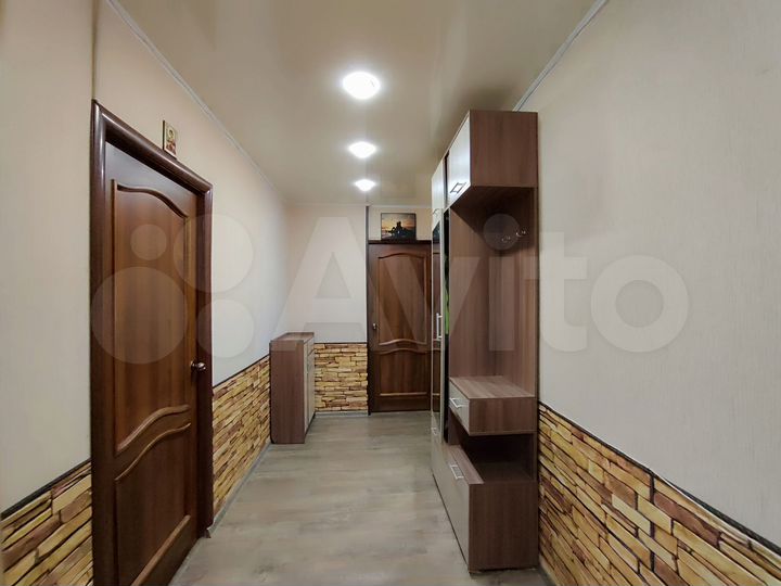 3-к. квартира, 79 м², 4/9 эт.