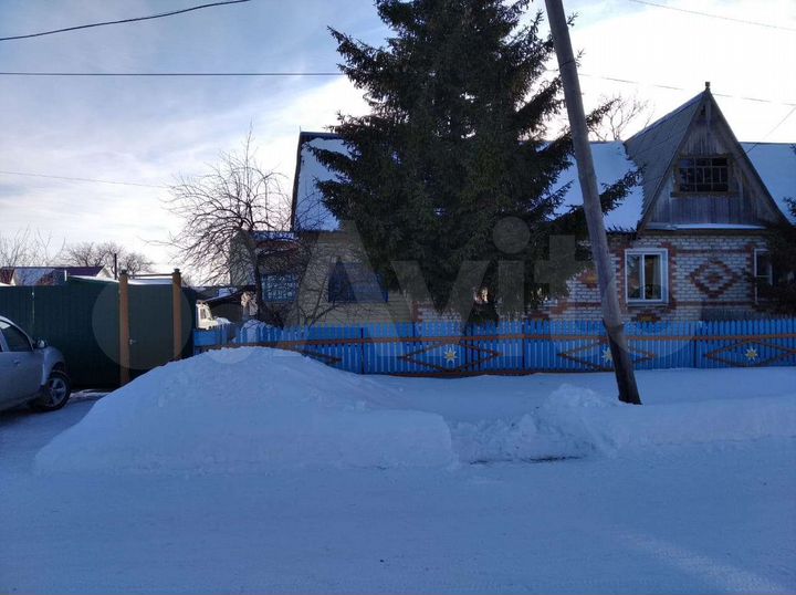 Дом 64,2 м² на участке 8 сот.