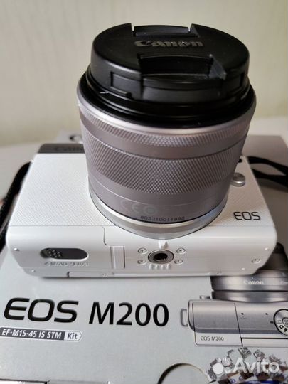 Фотоаппарат системный Canon EOS M200 WH M15-45