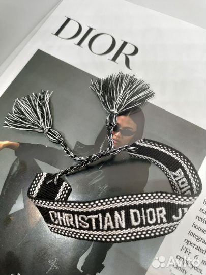 Фенечка Dior
