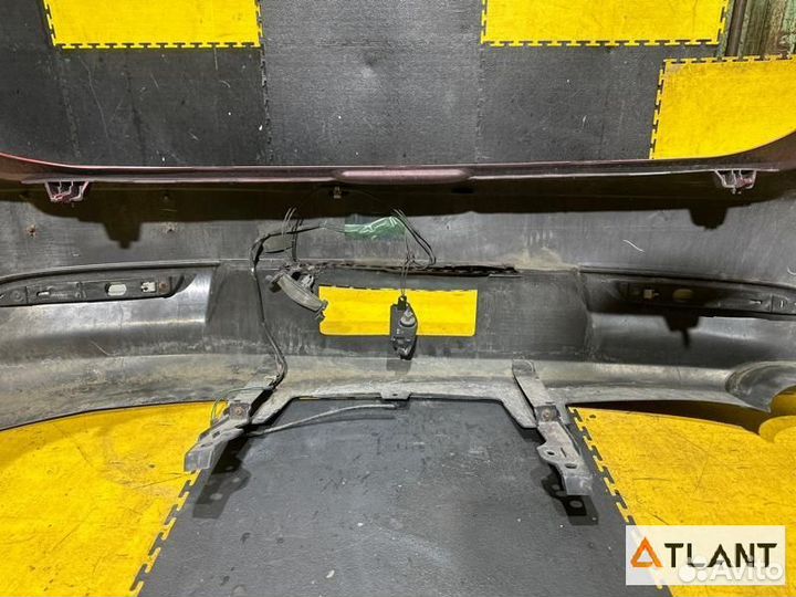 Бампер задний mazda axela