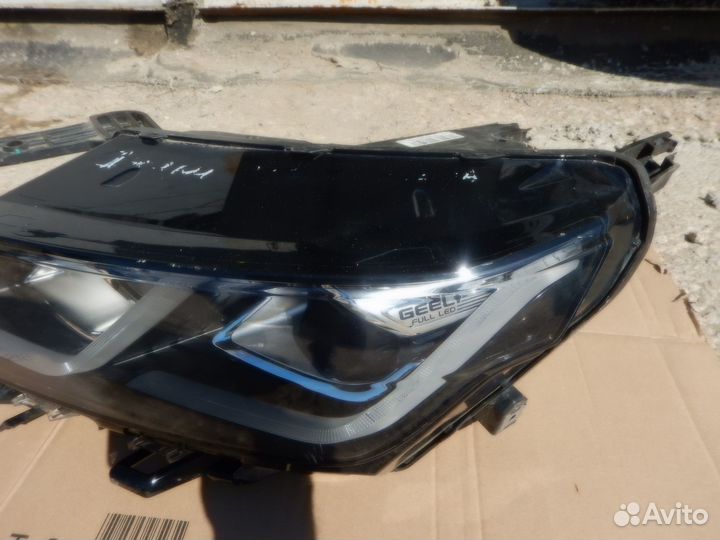 Фара левая Geely Coolray