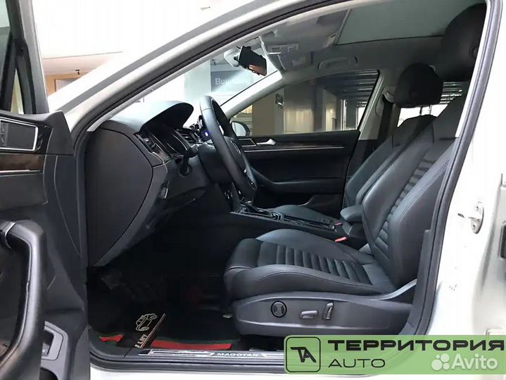 Volkswagen Magotan 2.0 AMT, 2021, 30 000 км