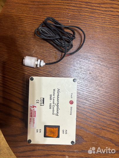 Автоматический регулятор воды в бассейне