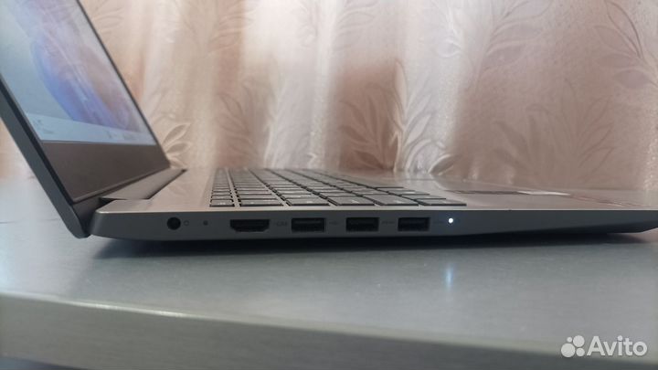 Ноутбук Lenovo IdeaPad 3