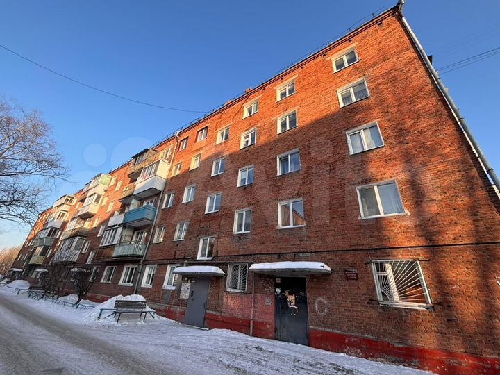 2-к. квартира, 46 м², 3/5 эт.