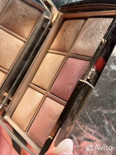 Hourglass ambient lighting edit unlocked