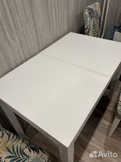 Кухонный стол