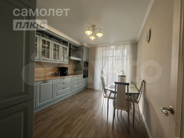 3-к. квартира, 82,4 м², 5/14 эт.