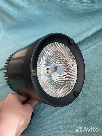 Трековые светильники с треками