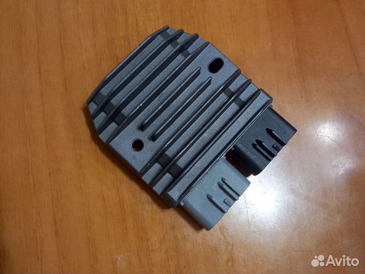 Реле регулятор Yamaha YZF R1/TDM900/FJR1300/XV1700